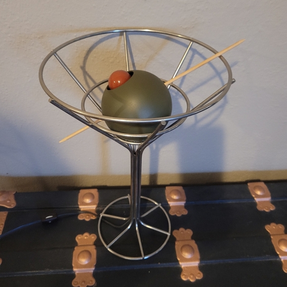 RARE Lamp David Krys 1993 Pop Art Martini Glass with Olive Chrome Modernist Bar - Picture 16 of 16